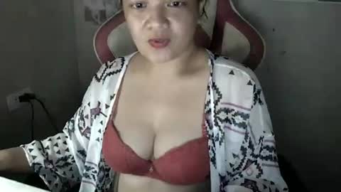 Snapshot of annecutie34 chatting on February 10, 2026, 3:38 pm annecutie34 online show from February 10, 2026, 3:38 pm
