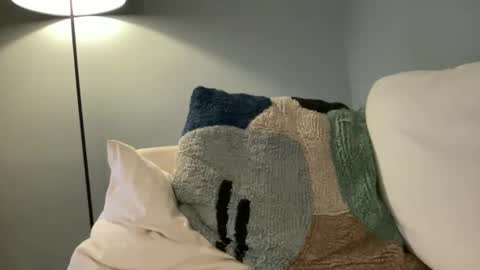 anned1991 online show from September 19, 2025, 2:18 pm