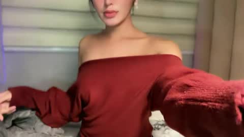 Kim online show from December 15, 2025, 8:29 am