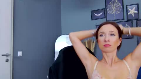 Anne online show from September 29, 2025, 5:23 am