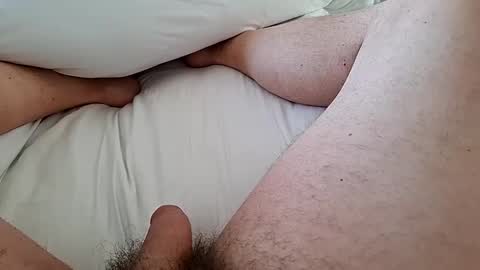 Snapshot of annesfeet chatting on March 18, 2026, 2:09 pm Annesfeet online show from March 18, 2026, 2:09 pm