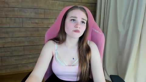 AnnetBennette online show from June 19, 2026, 7:23 am