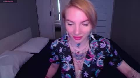 Snapshot of annetenet chatting on June 14, 2026, 8:27 am Annet online show from June 14, 2026, 8:27 am