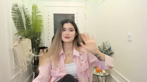 annetli online show from October 30, 2025, 3:19 am