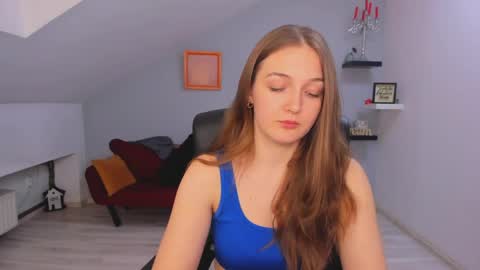 annewilsonn online show from April 24, 2026, 1:13 pm