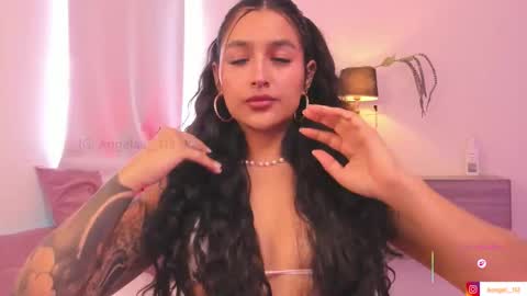 Snapshot of anngel_1 chatting on March 19, 2026, 4:22 pm Angel online show from March 19, 2026, 4:22 pm