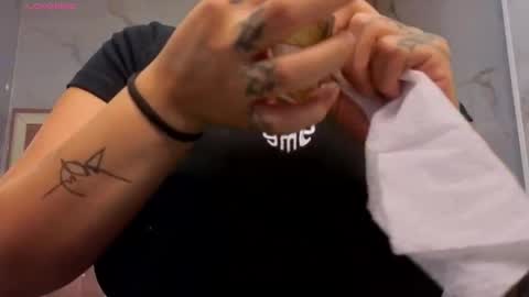 Anni acker b online show from April 25, 2026, 12:41 pm