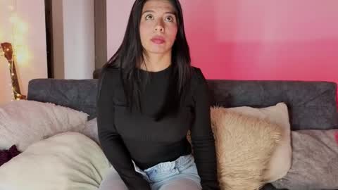 Snapshot of annibigass4daddy chatting on January 15, 2026, 2:27 am Creamy online show from January 15, 2026, 2:27 am