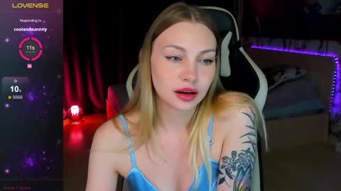 Annie online show from September 23, 2025, 8:56 pm