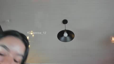 annie_barozzi online show from December 22, 2025, 1:19 pm