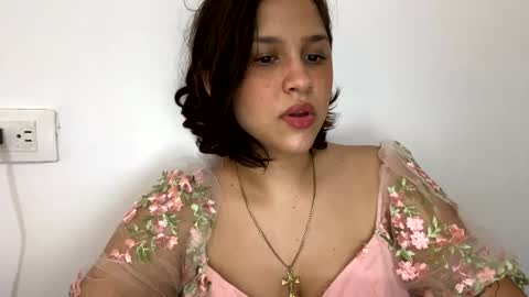 Annie  online show from December 18, 2024, 8:14 pm