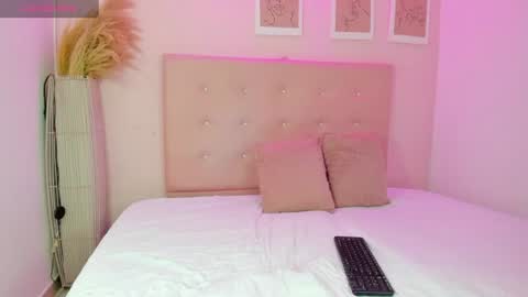 Snapshot of annie_dolce_ chatting on July 2, 2026, 2:23 pm annie_dolce_ online show from July 2, 2026, 2:23 pm