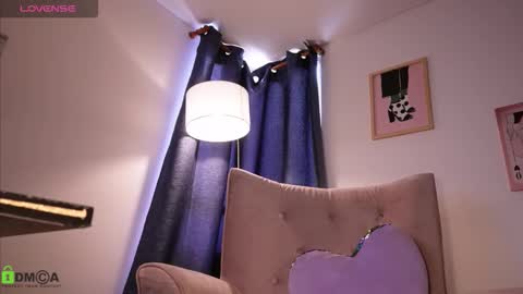 Annie online show from January 15, 2026, 2:21 pm