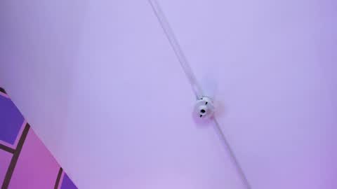 Annie lii online show from September 14, 2025, 2:49 pm