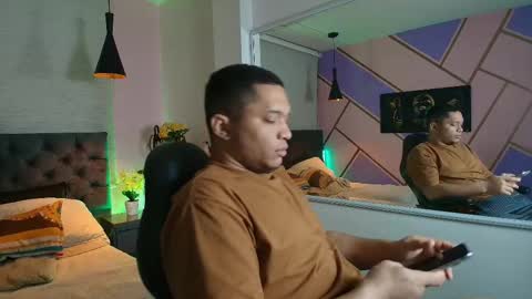 Annie lii online show from December 1, 2025, 1:10 am