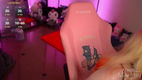 Annie May   online show from October 6, 2025, 12:24 pm