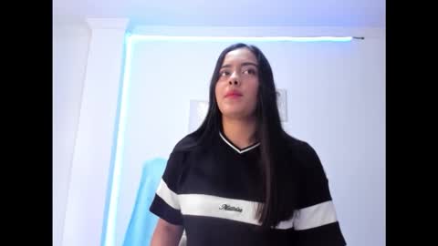 Annie online show from February 3, 2026, 5:29 pm