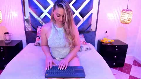 annie_vega17 online show from March 12, 2026, 8:59 pm