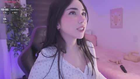 Cassandra online show from October 17, 2025, 5:43 am