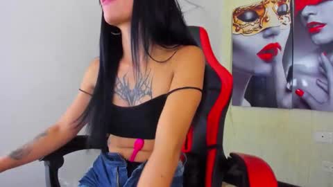 Anniee online show from September 20, 2025, 2:40 pm