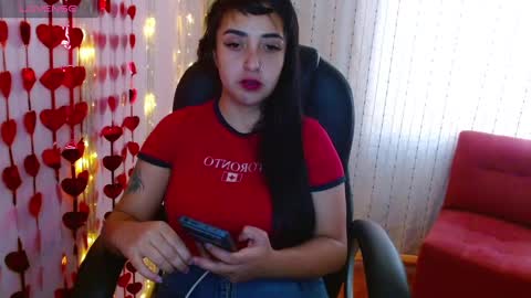 Snapshot of anniehh_ chatting on March 12, 2025, 7:06 pm Annie Independent model Hello all offline tokens are appreciated thank you for your support.33 online show from March 12, 2025, 7:06 pm