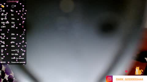 Snapshot of anniehh_ chatting on September 25, 2025, 2:37 am Annie Independent model Hello all offline tokens are appreciated thank you for your support.33 online show from September 25, 2025, 2:37 am