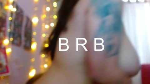 Snapshot of anniehh_ chatting on October 9, 2025, 10:02 am Annie Independent model Hello all offline tokens are appreciated thank you for your support.33 online show from October 9, 2025, 10:02 am