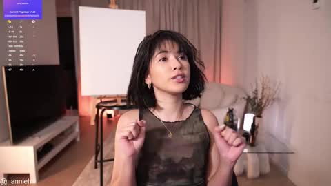 Snapshot of anniehillofficial_ chatting on February 12, 2025, 9:11 pm anniehillofficial_ online show from February 12, 2025, 9:11 pm