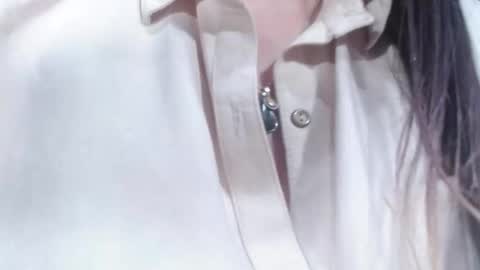 Annie online show from October 6, 2025, 4:48 pm