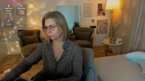 Annie online show from February 24, 2026, 6:22 am