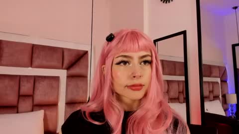 Annie online show from April 11, 2026, 12:09 pm