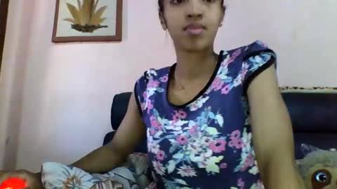 anniesexy1 online show from October 26, 2025, 7:47 am