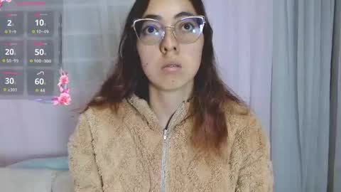 Snapshot of anniesparkle chatting on May 24, 2026, 8:03 pm Annie Sparkle online show from May 24, 2026, 8:03 pm