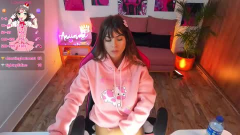 Annie FROM 8AM TO 4PM CDT online show from February 11, 2025, 10:07 pm