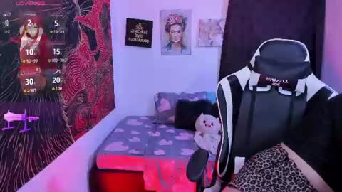 Snapshot of annika_03 chatting on July 18, 2026, 1:43 am Gise. online show from July 18, 2026, 1:43 am