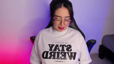 Annika online show from October 10, 2025, 5:06 am