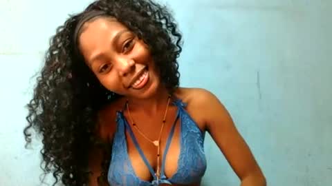 annistella online show from July 13, 2026, 10:01 pm