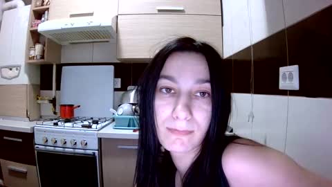 annnmarry online show from March 9, 2026, 6:23 pm