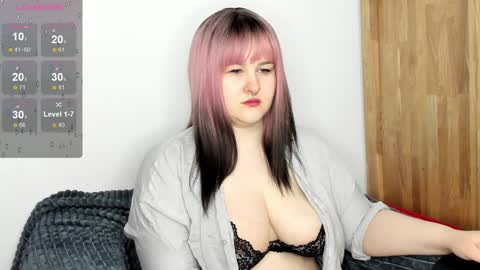 Snapshot of annnott chatting on January 21, 2025, 8:52 am Ann online show from January 21, 2025, 8:52 am