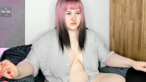 Snapshot of annnott chatting on January 22, 2025, 8:29 am Ann online show from January 22, 2025, 8:29 am