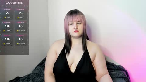 Snapshot of annnott chatting on October 11, 2025, 10:03 am Ann online show from October 11, 2025, 10:03 am