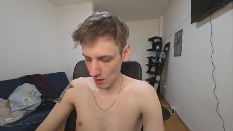    online show from November 18, 2025, 12:42 pm