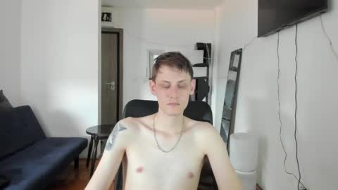    online show from April 20, 2026, 1:03 pm