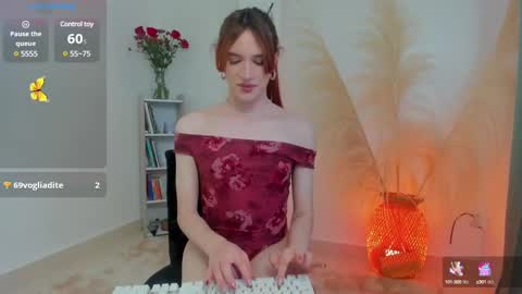 Anntonia Woods  online show from February 14, 2025, 3:26 pm