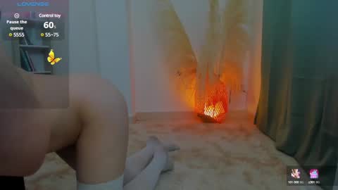 Anntonia Woods  online show from March 8, 2025, 3:13 pm