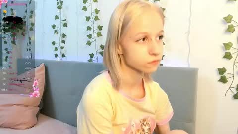 annymeow online show from December 3, 2025, 10:35 am