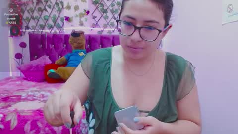 anny___cute online show from September 20, 2025, 12:17 pm