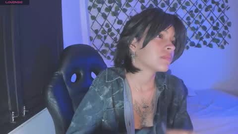 Snapshot of anny_kiitty_ chatting on December 4, 2025, 3:05 am Anny online show from December 4, 2025, 3:05 am