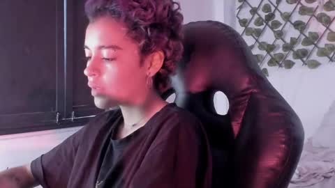 Snapshot of anny_kiitty_ chatting on February 24, 2026, 7:45 pm Anny online show from February 24, 2026, 7:45 pm