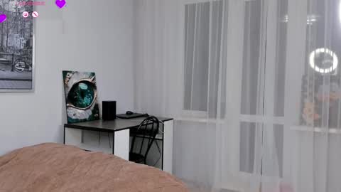 anny_leps online show from March 11, 2025, 7:25 pm